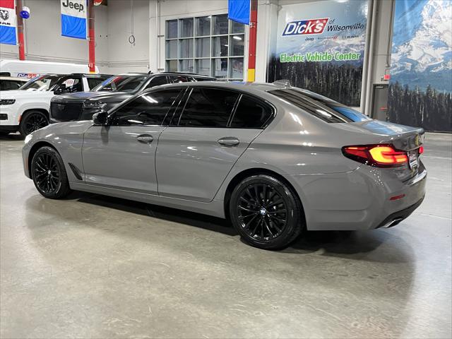 2022 BMW 530 i xDrive 2022 BMW 530 i xDrive