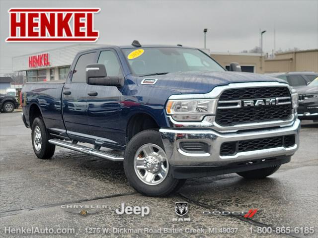 2024 RAM 2500 Tradesman Crew Cab 4x4 8 Box