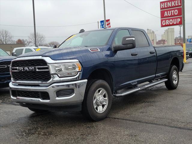 2024 RAM 2500 Tradesman Crew Cab 4x4 8 Box