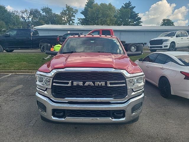 2022 RAM 3500 Tradesman Crew Cab 4x4 8 Box 2022 RAM 3500 Tradesman Crew Cab 4x4 8 Box