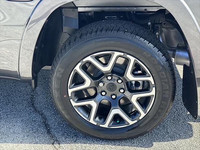 2026 Ram 1500 Laramie Crew Cab 4x4 5'7" Box
