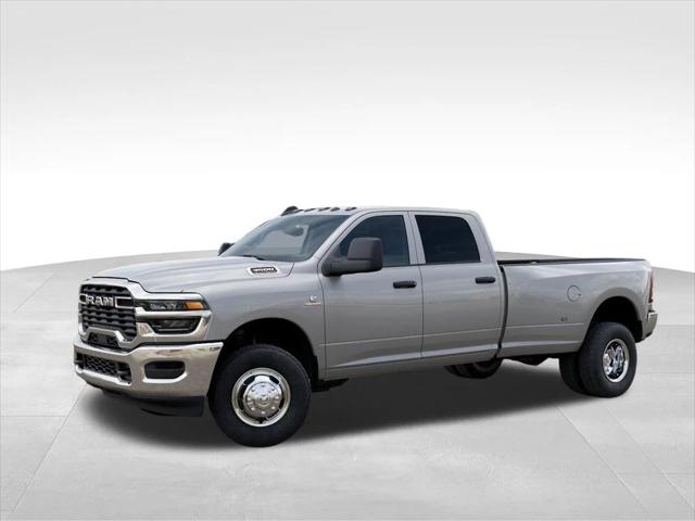 2026 RAM Ram 3500 RAM 3500 TRADESMAN CREW CAB 4X4 8 BOX