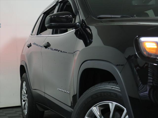 2021 Jeep Cherokee Latitude Lux 4X4 2021 Jeep Cherokee Latitude Lux 4X4