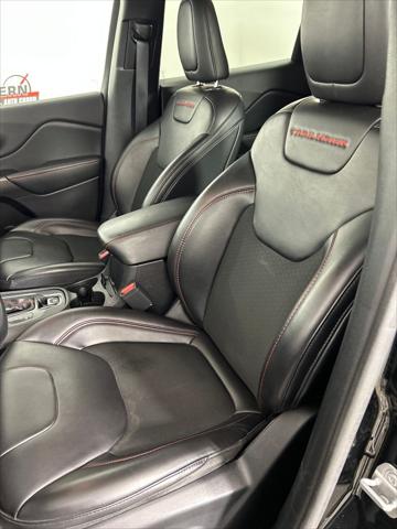 2020 Jeep Cherokee Trailhawk 4X4 2020 Jeep Cherokee Trailhawk 4X4