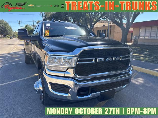 2024 RAM 3500 Tradesman Crew Cab 4x4 8 Box 2024 RAM 3500 Tradesman Crew Cab 4x4 8 Box