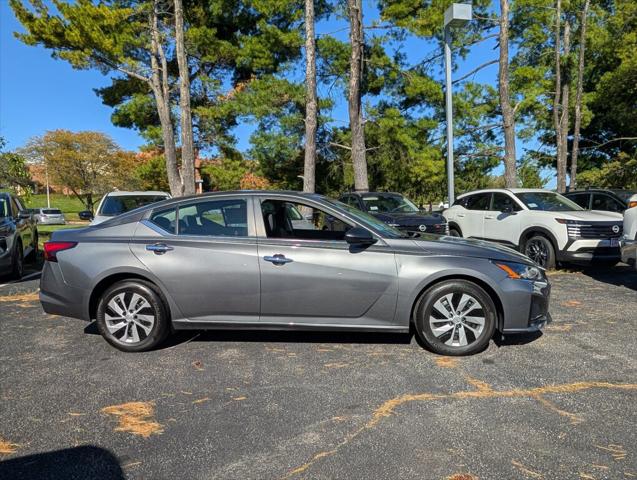 2025 Nissan Altima S FWD
