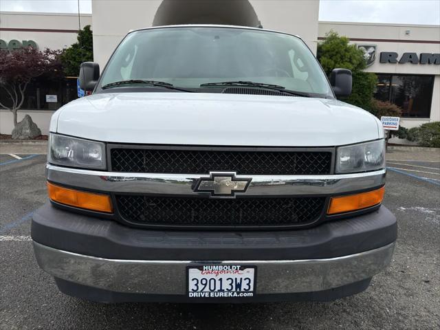 2017 Chevrolet Express 3500 LT 2017 Chevrolet Express 3500 LT