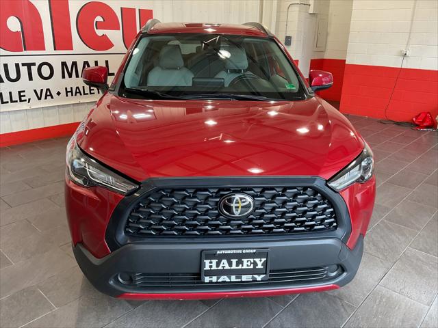 2022 Toyota Corolla Cross LE 2022 Toyota Corolla Cross LE