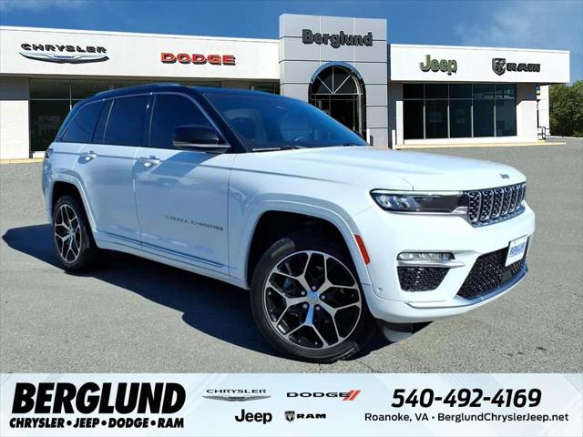 2022 Jeep Grand Cherokee Summit Reserve 4x4 2022 Jeep Grand Cherokee Summit Reserve 4x4