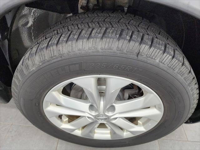 2016 Nissan Rogue SV 2016 Nissan Rogue SV