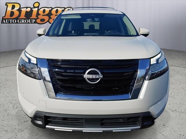 2023 Nissan Pathfinder Platinum 4WD