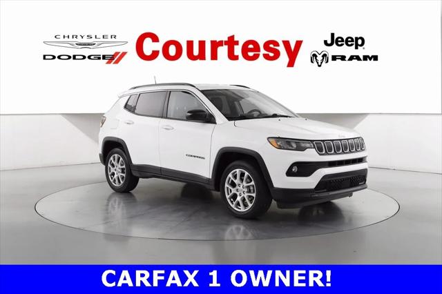 2022 Jeep Compass Latitude Lux 4x4 2022 Jeep Compass Latitude Lux 4x4