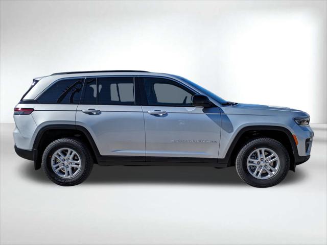 2025 Jeep Grand Cherokee GRAND CHEROKEE LAREDO 4X2 2025 Jeep Grand Cherokee GRAND CHEROKEE LAREDO 4X2