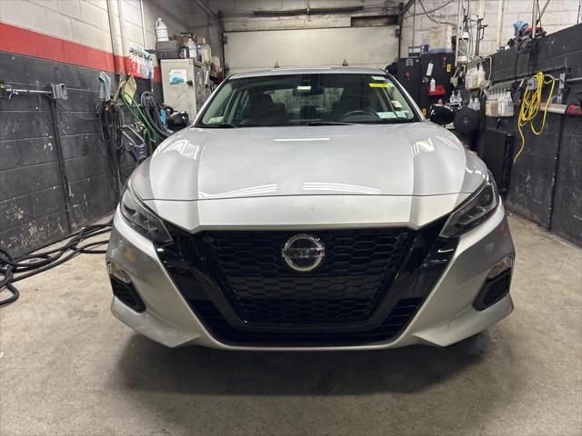 2022 Nissan Altima SR FWD 2022 Nissan Altima SR FWD