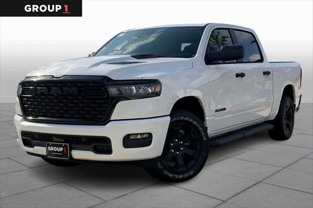 2026 RAM Ram 1500 RAM 1500 EXPRESS CREW CAB 4X4 57 BOX