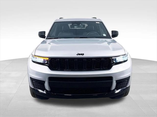 2021 Jeep Grand Cherokee L Altitude 4x2