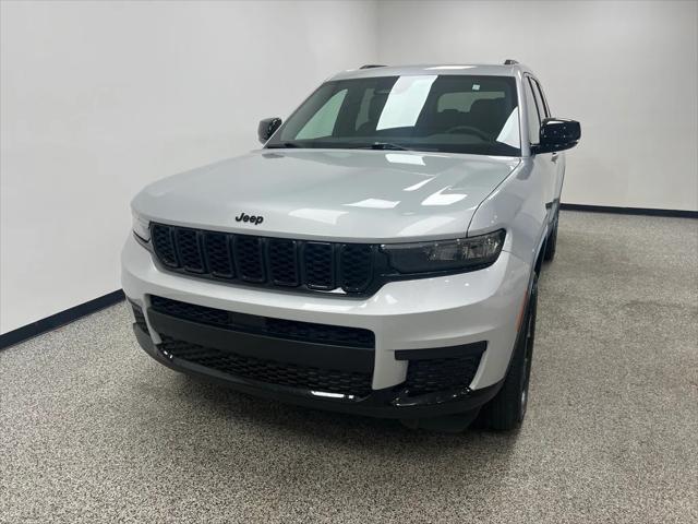 2024 Jeep Grand Cherokee L Altitude 4x4 2024 Jeep Grand Cherokee L Altitude 4x4