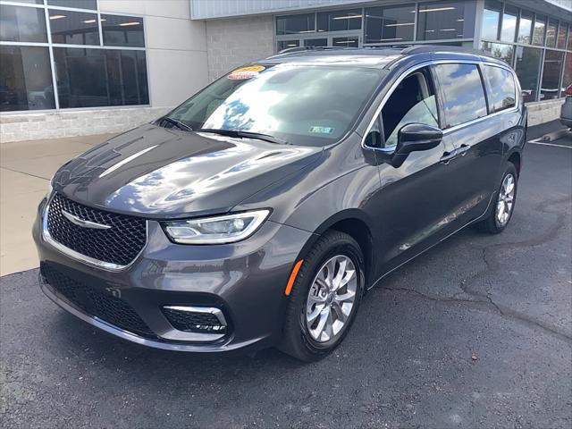 2022 Chrysler Pacifica Touring L AWD