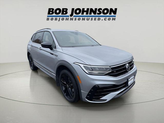 2022 Volkswagen Tiguan 2.0T SE R-Line Black