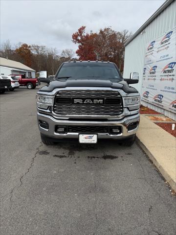 2024 RAM 3500 Limited Mega Cab 4x4 64 Box 2024 RAM 3500 Limited Mega Cab 4x4 64 Box