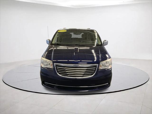 2013 Chrysler Town and Country Touring-L