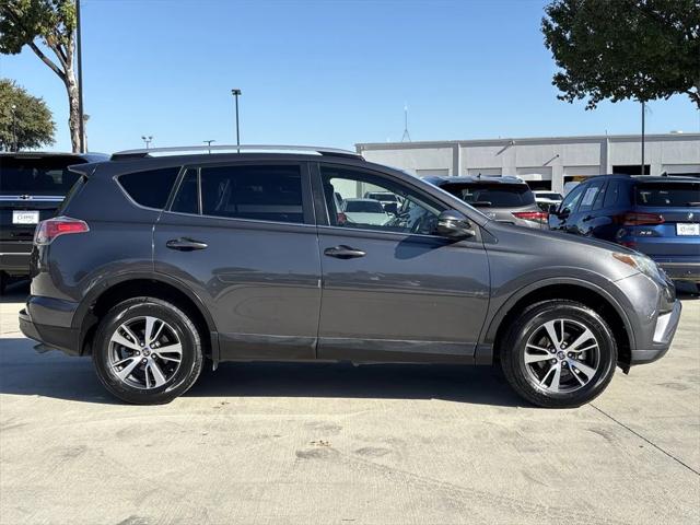 2016 Toyota RAV4 XLE 2016 Toyota RAV4 XLE