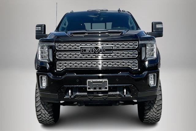 2020 GMC Sierra 2500HD 4WD Crew Cab Standard Bed Denali 2020 GMC Sierra 2500HD 4WD Crew Cab Standard Bed Denali