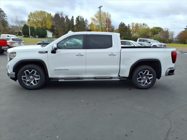 2022 GMC Sierra 1500 4WD Crew Cab Short Box SLT 2022 GMC Sierra 1500 4WD Crew Cab Short Box SLT