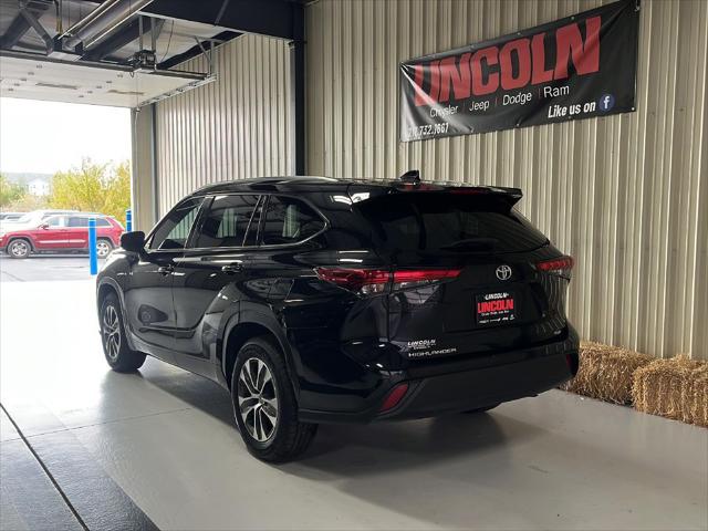 2021 Toyota Highlander XLE 2021 Toyota Highlander XLE