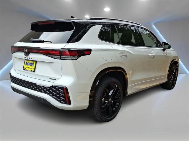 2026 Volkswagen Tiguan SE R-Line Black