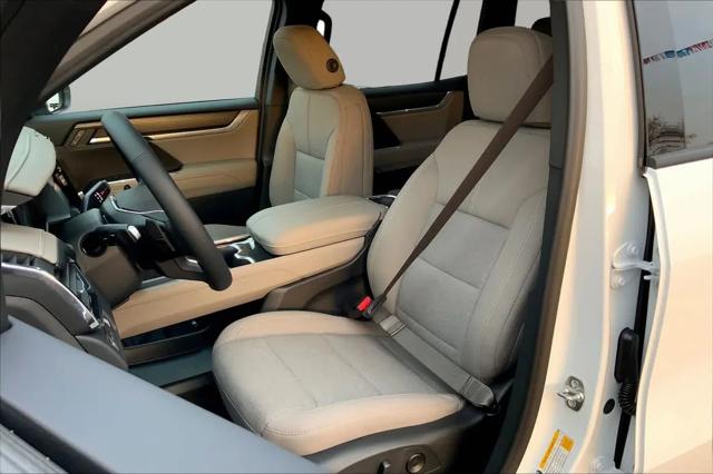2026 GMC Acadia Elevation FWD