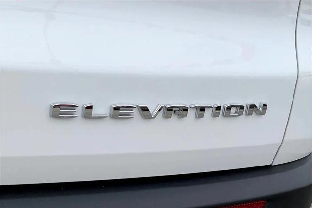 2026 GMC Acadia Elevation FWD
