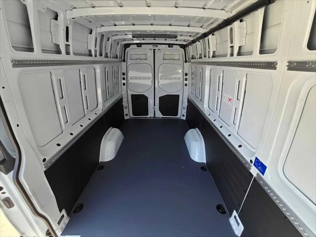 2024 Mercedes-Benz Sprinter 2500 High Roof 4-Cyl Diesel HO