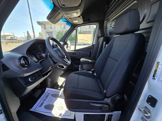 2024 Mercedes-Benz Sprinter 2500 High Roof 4-Cyl Diesel HO