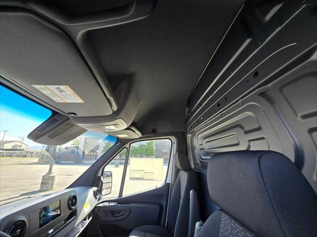 2024 Mercedes-Benz Sprinter 2500 High Roof 4-Cyl Diesel HO
