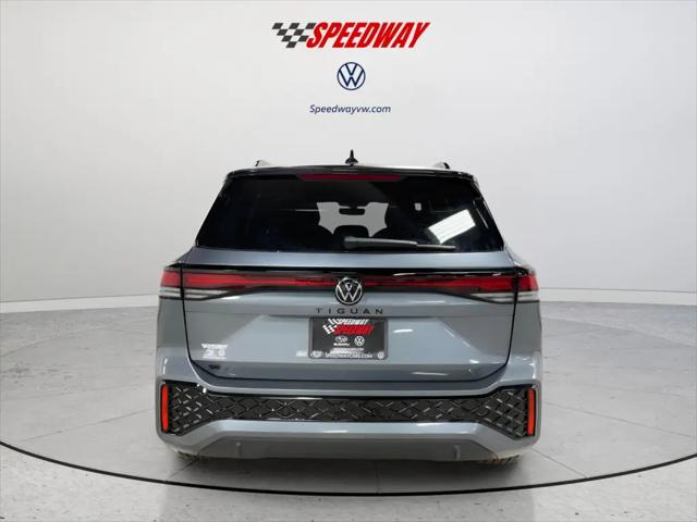 2026 Volkswagen Tiguan SE R-Line Black