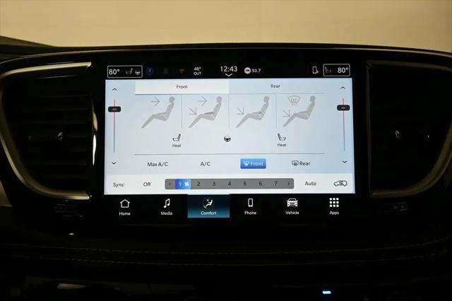 2026 Chrysler Pacifica Select AWD