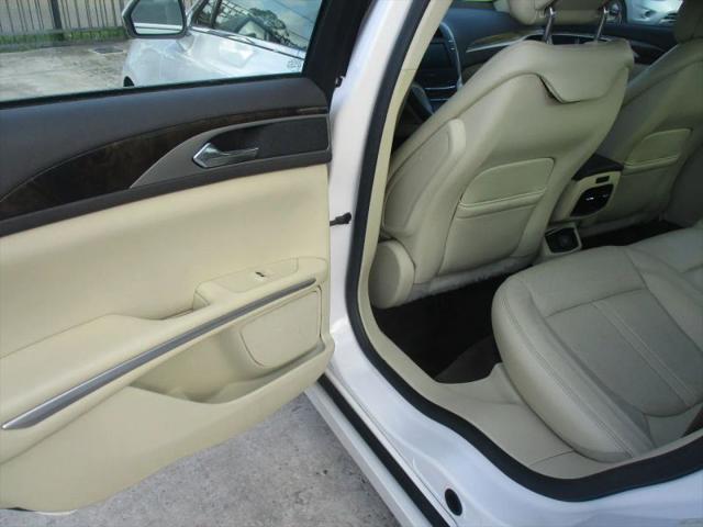 2015 Lincoln MKZ Base