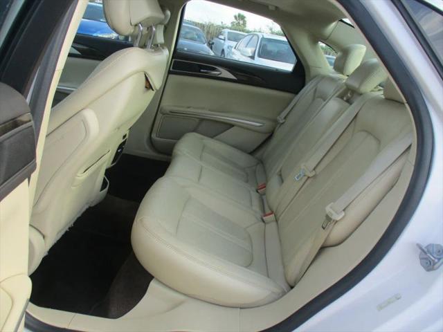 2015 Lincoln MKZ Base