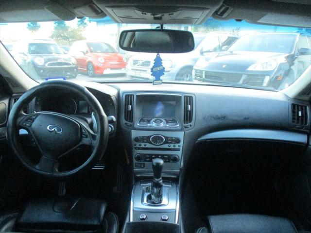 2011 INFINITI G37 Coupe Journey