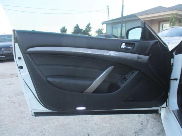 2011 INFINITI G37 Coupe Journey