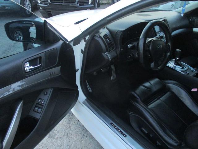 2011 INFINITI G37 Coupe Journey