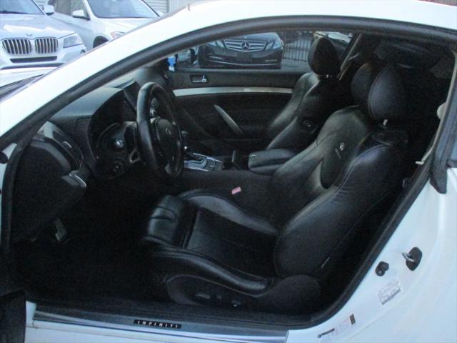 2011 INFINITI G37 Coupe Journey