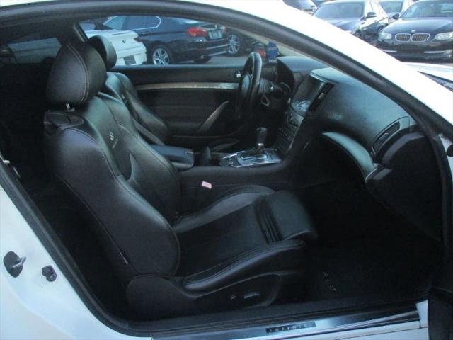 2011 INFINITI G37 Coupe Journey