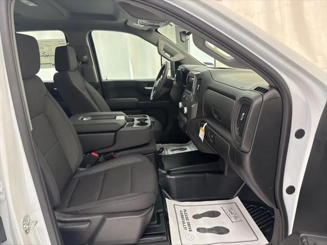 2026 GMC Sierra 2500HD Double Cab, Standard Bed, Pro, RWD