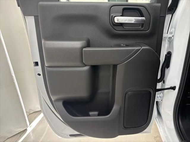 2026 GMC Sierra 2500HD Double Cab, Standard Bed, Pro, RWD