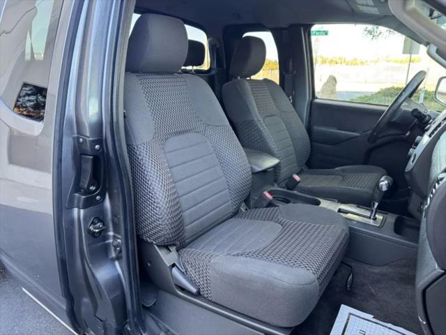 2016 Nissan Frontier SV