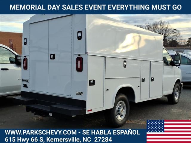 2025 Chevrolet Express Cutaway Work Van