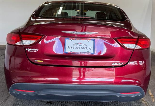 2016 Chrysler 200 LX