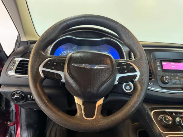 2016 Chrysler 200 LX